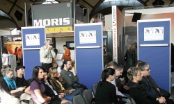 090407jmarknarekl.jpg