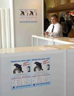 090407mmarknarekl.jpg