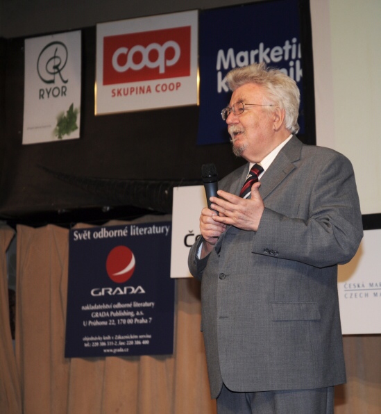 100513_mark09_09