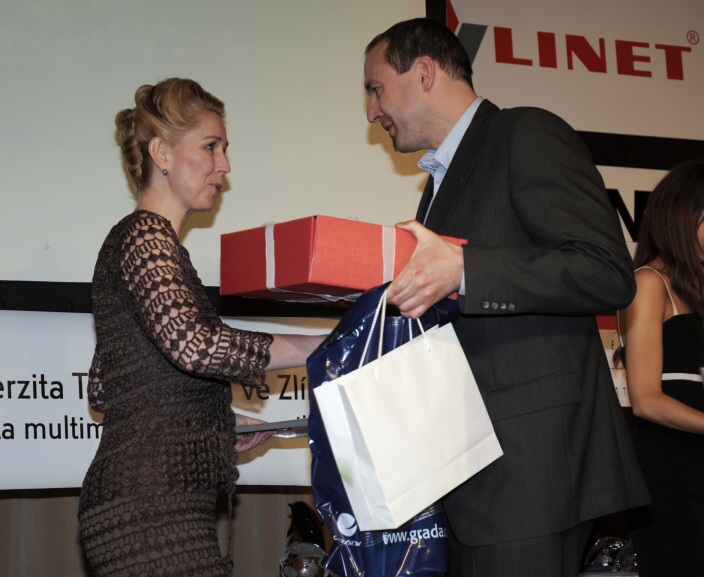 100513_mark09_17