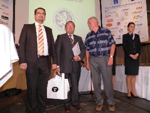 1105011h_marketer2010
